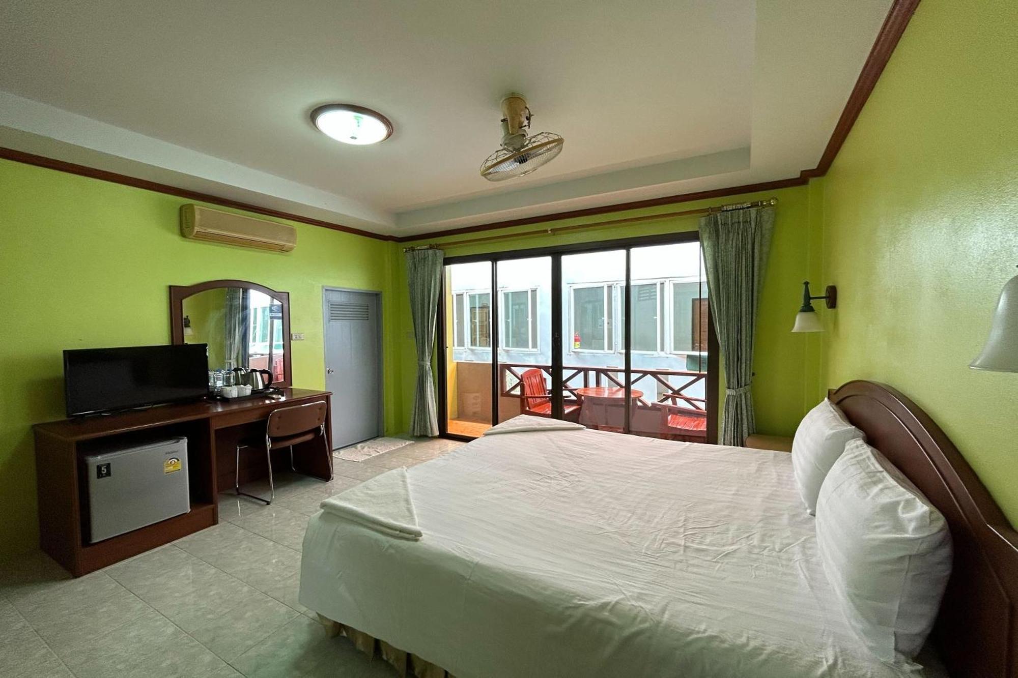 Me Mee Place & Tour Krabi Ao Nang Buitenkant foto
